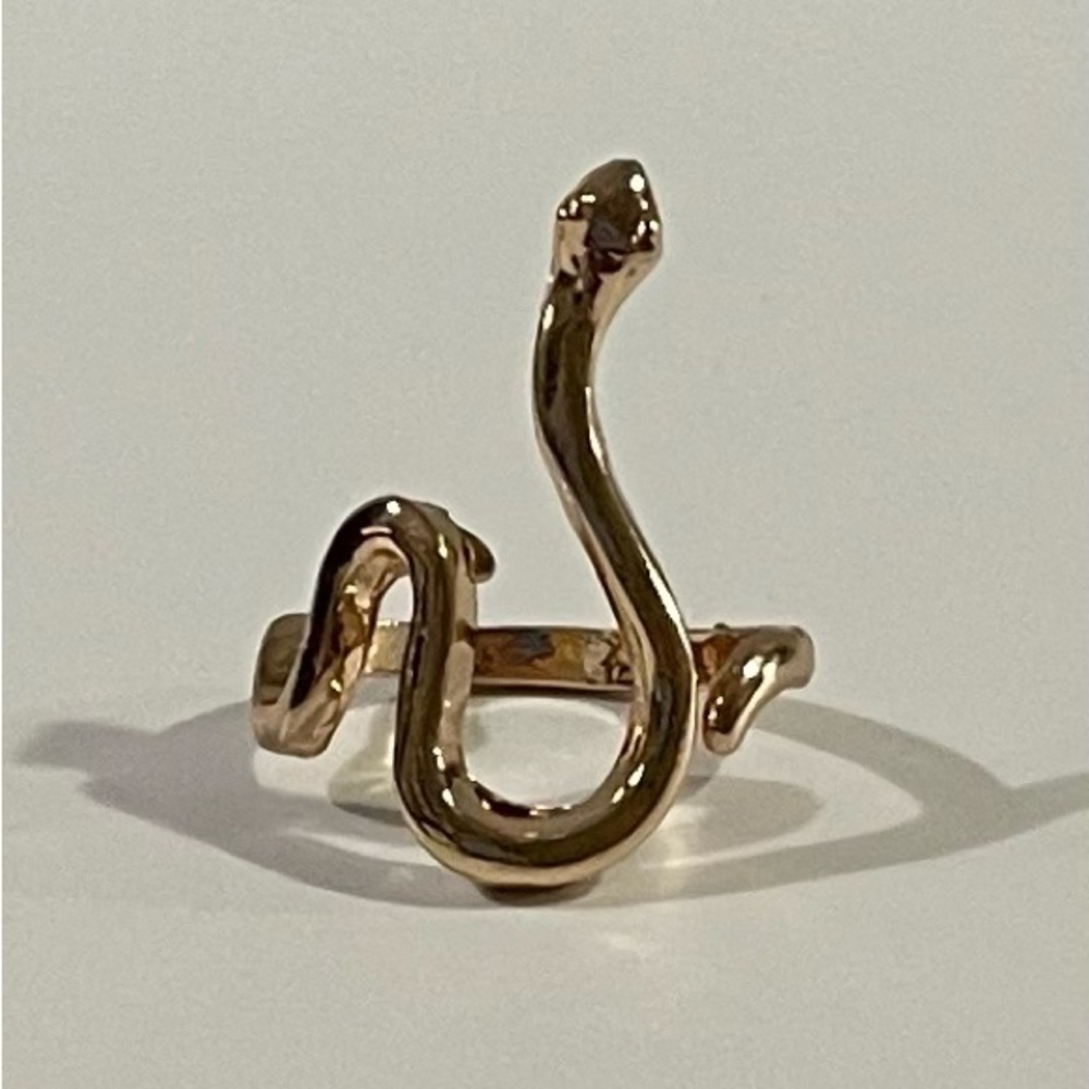 New Gold Snake Ring
